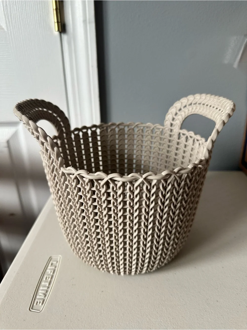 Curvers 3.0 Qt. Knit Round X-Small Storage Basket Set in Taupe